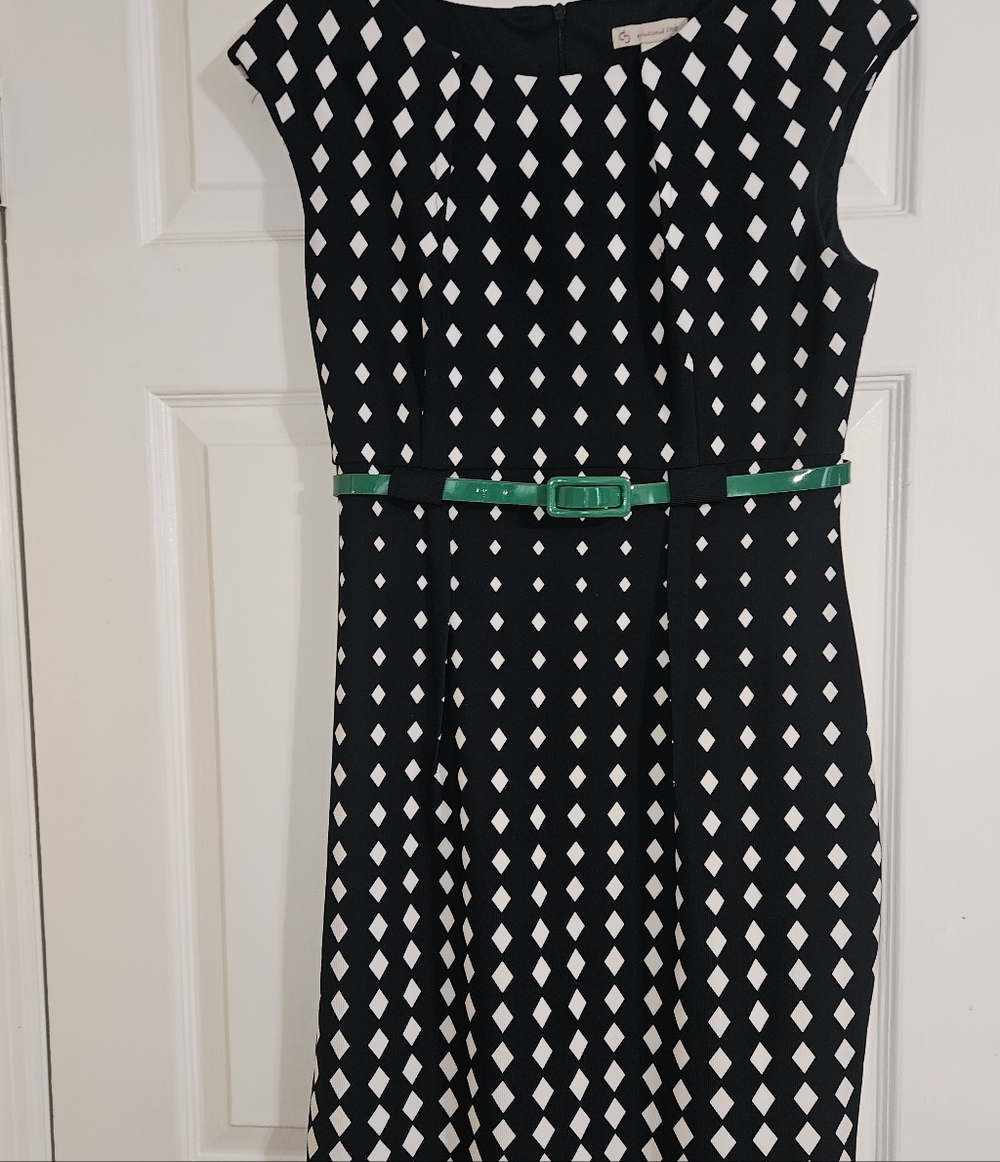 Classic Blue & White Diamond Print Dress with Green Belt
